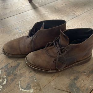 Used Clark desert boots